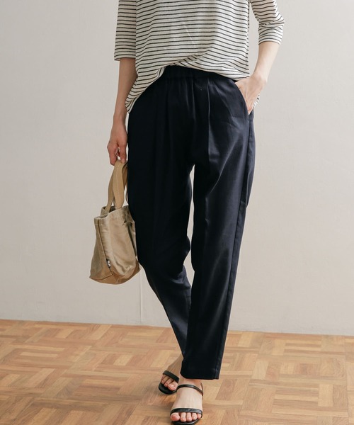 URBAN RESEARCH DOORS(アーバンリサーチドアーズ)の「リネン混テーパードイージーパンツ(その他パンツ・レディース・ブラック/ベージュ/カーキ/ネイビー・SMALL/MEDIUM)」の17枚目の写真