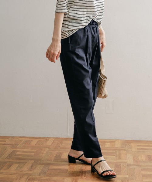 URBAN RESEARCH DOORS(アーバンリサーチドアーズ)の「リネン混テーパードイージーパンツ(その他パンツ・レディース・ブラック/ベージュ/カーキ/ネイビー・SMALL/MEDIUM)」の22枚目の写真