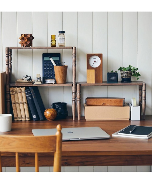 USEDo（ユーズド）の「アンティークな佇まい 積み重ねられる木製ラック