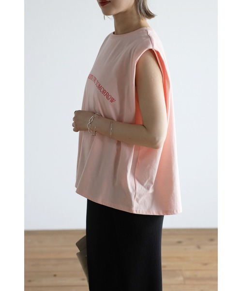 Bonjour Sagan(ボンジュールサガン)の「タックショルダー刺繍ロゴTシャツ(Tシャツ/カットソー・レディース・チャコールグレー/オフホワイト/ピンク・FREE)」の13枚目の写真