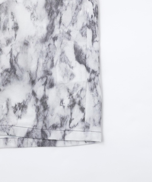 X-girl（エックスガール）の「MARBLE PRINT OPEN COLLAR SHIRT/マーブル柄 オープンカラー シャツ（シャツ/ブラウス・レディース・ブラウン/ブラック・S/M）」の3枚目の写真