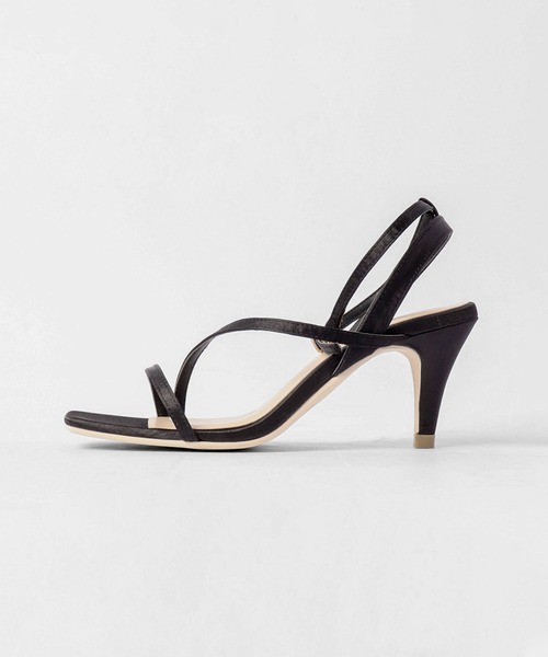 LibertyDollアシメストラップサンダル