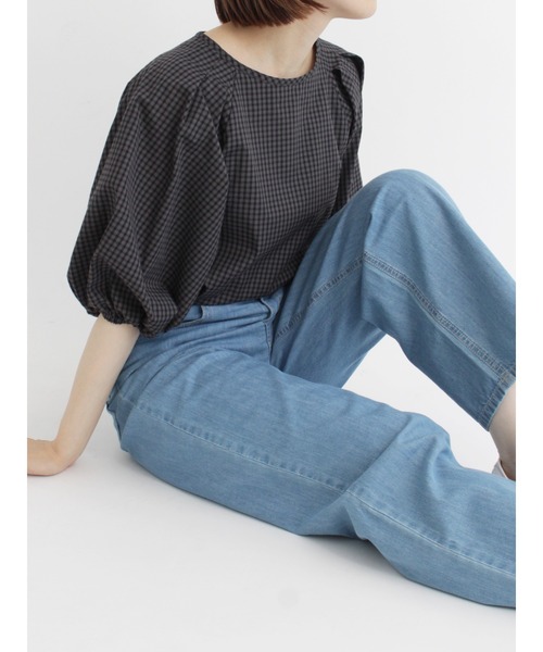 Samansa Mos2 blue（サマンサモスモスブルー）の「ギンガムタックブラウス（シャツ/ブラウス・レディース・オフホワイト/ネイビー/ブラック・ﾌﾘ-）」の10枚目の写真