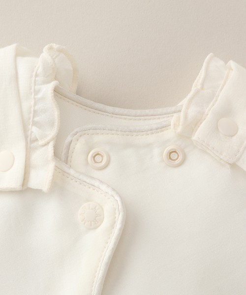 IENA ENFANT(イエナアンファン)の「【MARLMARL】別注 bibs フリル(baby)(スタイ/よだれかけ・キッズ・ホワイト・FREE)」の11枚目の写真