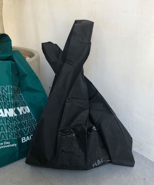 美品【BAGGU】STANDARDエコバッグ　15th THANK YOU　黒 BAGGU（バグー）の「＜BAGGU＞ STANDARD 15周年記念モデル THANK