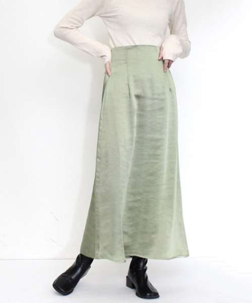 STYLEBLOCK（スタイルブロック）の「ヴィンテージサテンセミフレアスカート（スカート・レディース・ブラック/オリーブ/ライトベージュ/グレイッシュベージュ・M）」の4枚目の写真