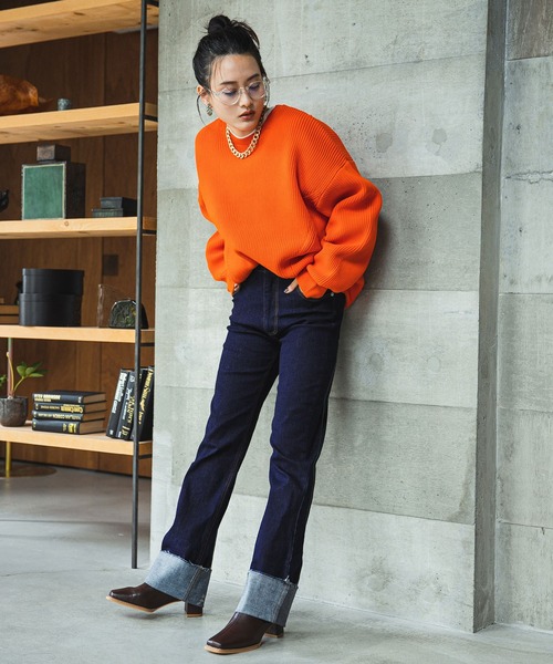 bohmal(ボマール)の「カットオフデザインセミフレアデニム(デニムパンツ・レディース・インディゴブルー/ブルー・SMALL/MEDIUM/LARGE)」の12枚目の写真