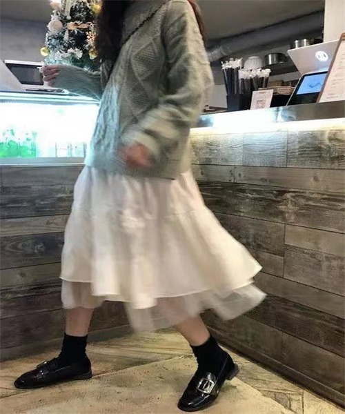 FREE STYLISTS（フリー スタイリスト）の「裾チュールティアードスカート（スカート・レディース・ホワイト/ブラック・FREE）」の10枚目の写真