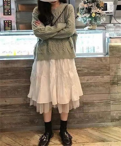 FREE STYLISTS（フリー スタイリスト）の「裾チュールティアードスカート（スカート・レディース・ホワイト/ブラック・FREE）」の5枚目の写真