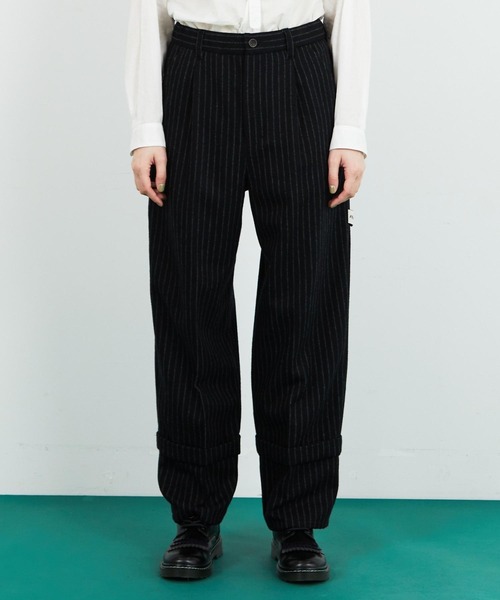 FRAPBOIS（フラボア）の「チョークスト パンツ（その他パンツ・レディース・ブラック/ネイビー・2/1）」の2枚目の写真