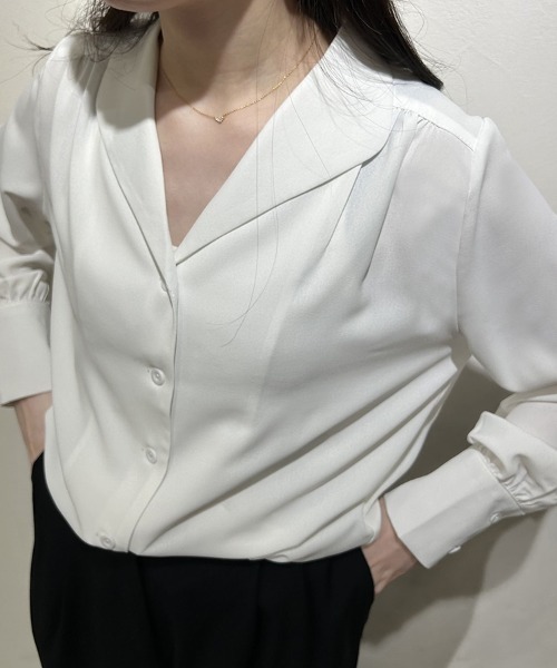 Doux Belle(ドゥーベル)の「可愛いボリューム袖シャツ(シャツ/ブラウス・レディース・ホワイト/ブルー/ライトピンク/ピンク/ブラック・MEDIUM/LARGE)」の19枚目の写真
