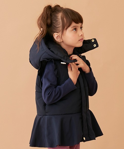 petit main（プティマイン）の「ペプラム中綿ベスト（その他アウター・キッズ・ライトベージュ/ネイビー・M/L/S）」の21枚目の写真