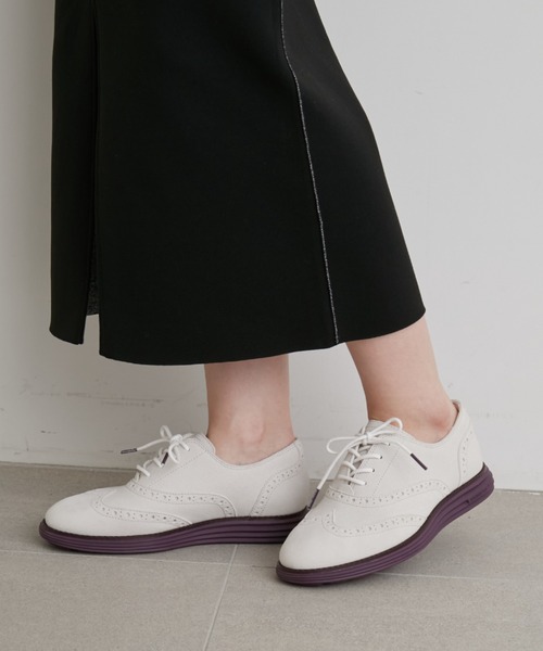 COLE HAAN(コールハーン)の「【emmi×COLE HAAN】SHORTWING OF(ドレスシューズ・レディース・ホワイト・22.5cm/23cm/23.5cm/24cm/24.5cm/25cm)」の9枚目の写真