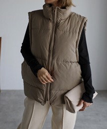 r. | 2022　秋冬新作　　ファイバーダウン 　シームポケット オーバーベスト(ダウンベスト)
