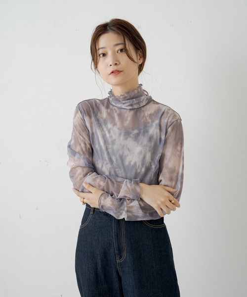 Kastane（カスタネ）の「シアータイダイハイネックインナー（シャツ/ブラウス・レディース・ブラウン/グレー・FREE）」の3枚目の写真