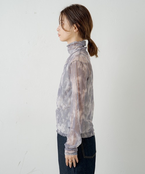 Kastane（カスタネ）の「シアータイダイハイネックインナー（シャツ/ブラウス・レディース・ブラウン/グレー・FREE）」の19枚目の写真