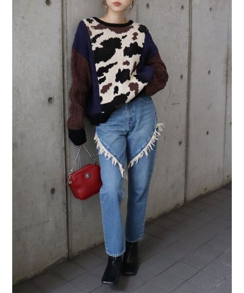 EVRIS（エヴリス）の「フリンジデザインテーパードデニムパンツ（デニムパンツ・レディース・インディゴブルー/ライトブルー・SMALL/MEDIUM）」の19枚目の写真