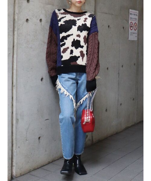 EVRIS（エヴリス）の「フリンジデザインテーパードデニムパンツ（デニムパンツ・レディース・インディゴブルー/ライトブルー・SMALL/MEDIUM）」の18枚目の写真