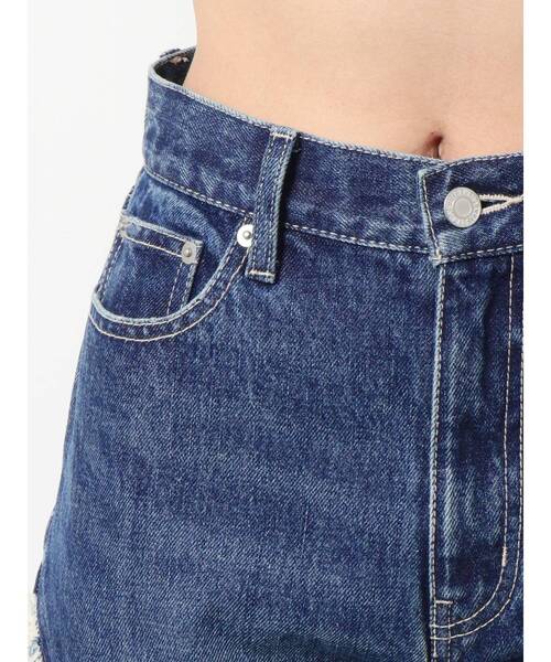 EVRIS（エヴリス）の「フリンジデザインテーパードデニムパンツ（デニムパンツ・レディース・インディゴブルー/ライトブルー・SMALL/MEDIUM）」の7枚目の写真