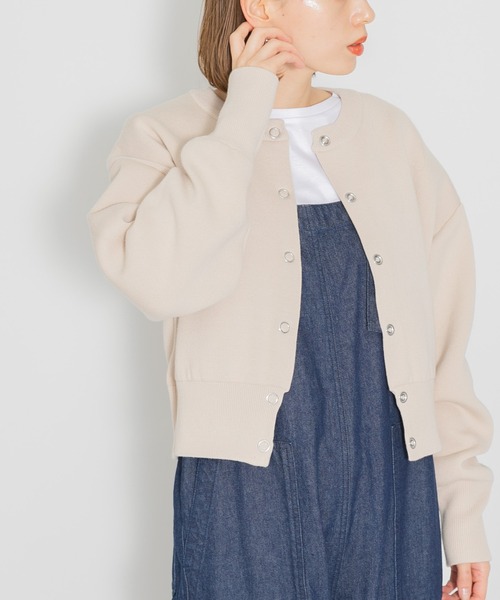 URBAN RESEARCH Sonny Label(アーバンリサーチサニーレーベル)の「スウェットライクニットショートカーディガン(カーディガン/ボレロ・レディース・ピンク/グレー系その他/アイボリー/ブラック・FREE)」の5枚目の写真
