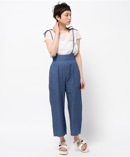 Chico（チコ）の「デニム2WAYガウチョPT（その他パンツ・レディース・ライトブルー/ブルー・FREE）」の2枚目の写真