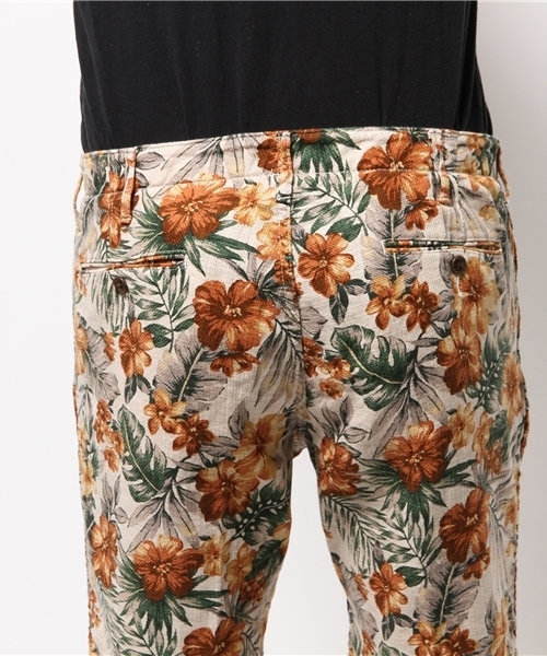 SHIPS（シップス）の「SC: コットン/リネン プリペラ フラワー リゾート ショーツ（その他パンツ・メンズ・ベージュ/ネイビー・MEDIUM/SMALL/X-LARGE/LARGE）」の5枚目の写真