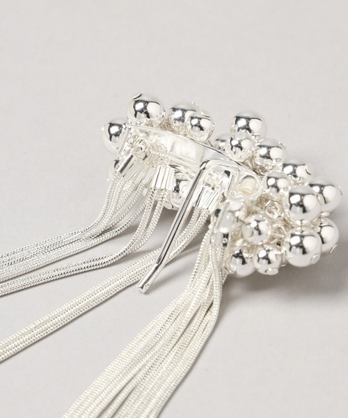 HARE（ハレ）の「メタルボールデザインヘアカフ(HARE)（バレッタ/ヘアクリップ・レディース・シルバー/シルバー系その他・FREE）」の6枚目の写真