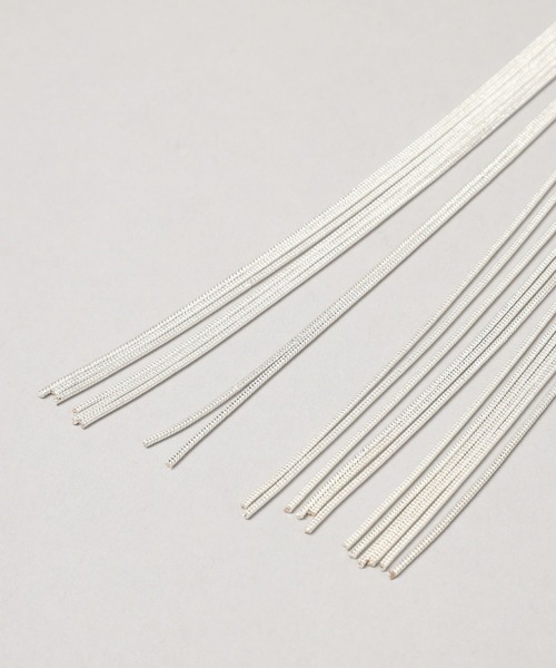 HARE（ハレ）の「メタルボールデザインヘアカフ(HARE)（バレッタ/ヘアクリップ・レディース・シルバー/シルバー系その他・FREE）」の5枚目の写真