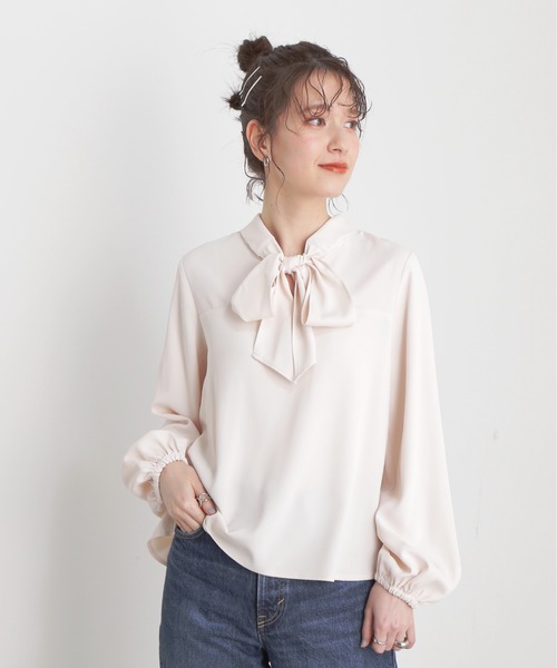 N.(N. Natural Beauty Basic)(エヌエヌナチュラルビューティーベーシック)の「◆前後2WAYボウタイリボンブラウス(シャツ/ブラウス・レディース・ブルー/オフホワイト/グレー・MEDIUM)」の4枚目の写真