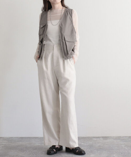 fredy emue（フレディエミュ）の「バックデザインフィッシングベスト（ベスト・レディース・ブラック/ベージュ・38）」の12枚目の写真