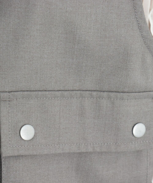 fredy emue（フレディエミュ）の「バックデザインフィッシングベスト（ベスト・レディース・ブラック/ベージュ・38）」の5枚目の写真