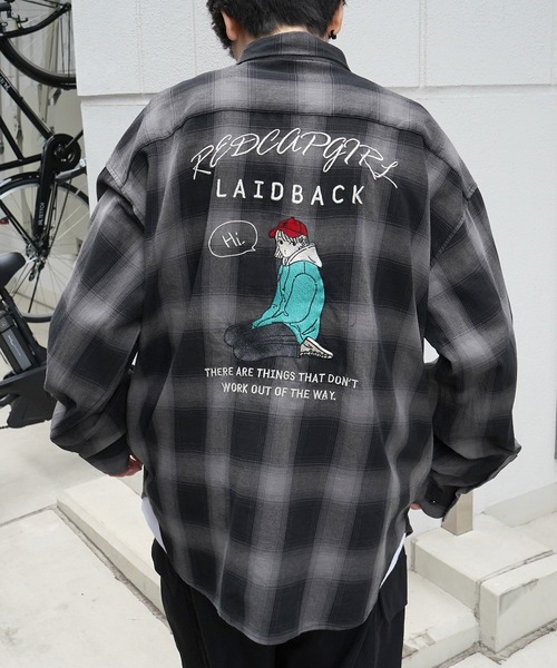 Red Cap Girl（レッドキャプガール）の「25SS バックプリント / 刺繍 クレリック 配色 オンブレチェック ビッグシルエット長袖シャツ（シャツ/ブラウス・メンズ・ブラック/ベージュ系その他/グリーン/ホワイト/ホワイト系その他/ブルー系その他/ブラック系その他/ホワイト×ブラック/チャコールグレー/ベージュ/ブルー/ブラック系4/ブルー系その他4/ブルー系その他3/ブラック系その他2/ホワイト系その他2/ブラック系2/グレー系その他2/ブラック系その他3/ホワイト系その他4/ブルー系その他2/グレー系その他3/ホワイト系その他3/ブルー系3/ブラック系その他4・M/L）」の11枚目の写真