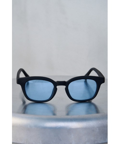 AZUL by moussy(アズールバイマウジー)の「WELLINGTON EYEWEAR/ウェリントンアイウェア(サングラス・メンズ・ブラック/ライトベージュ・FREE)」の13枚目の写真