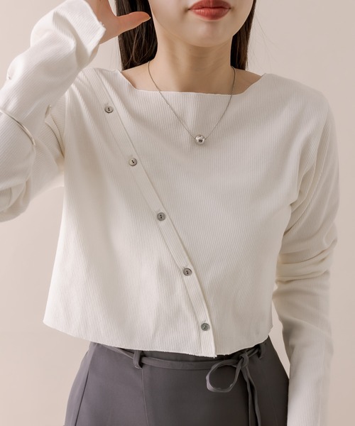 mline（エムライン）の「[mline]アシメボタントップス（ニット/セーター・レディース・ミント/オフホワイト/パープル/ブラック・FREE）」の7枚目の写真