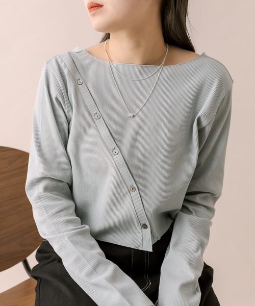 mline（エムライン）の「[mline]アシメボタントップス（ニット/セーター・レディース・ミント/オフホワイト/パープル/ブラック・FREE）」の16枚目の写真
