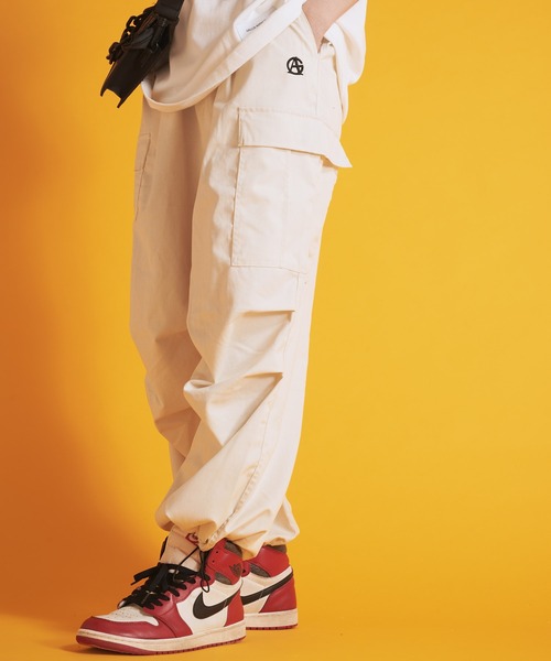 GALLIS ADDICTION（ガリスアディクション）の「GA TWILL-CARGO PANTS（カーゴパンツ・メンズ・ホワイト/ブラック・L/M）」の6枚目の写真