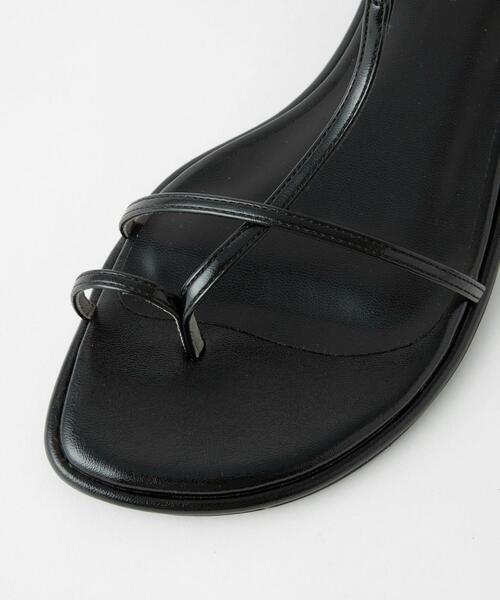 green label relaxing（グリーンレーベルリラクシング）の「Tストラップ トングサンダル(1.5cmヒール）（サンダル・レディース・その他1/ゴールド/ブラック/コバルトブルー・S/XL/M/L/XS）」の9枚目の写真