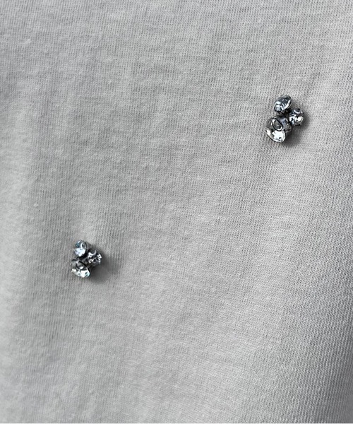 mi via loca（ミヴィアロカ）の「ビジュー付きショート丈Tシャツ（Tシャツ/カットソー・レディース・カーキ/ベージュ/スミクロ・FREE）」の19枚目の写真