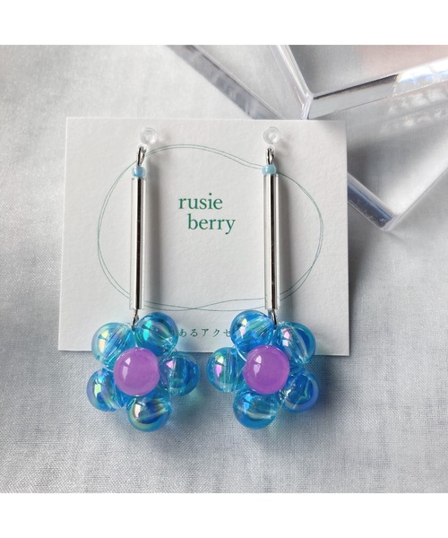 tone（トーン）の「【rusieberry】bubbles flower 揺れるピアス(MA)（ピアス（両耳用）・レディース・パープル系その他/パープル系その他2/ブルー系その他・FREE）」の4枚目の写真