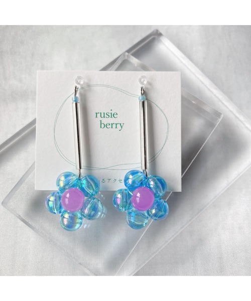 tone（トーン）の「【rusieberry】bubbles flower 揺れるピアス(MA)（ピアス（両耳用）・レディース・パープル系その他/パープル系その他2/ブルー系その他・FREE）」の7枚目の写真