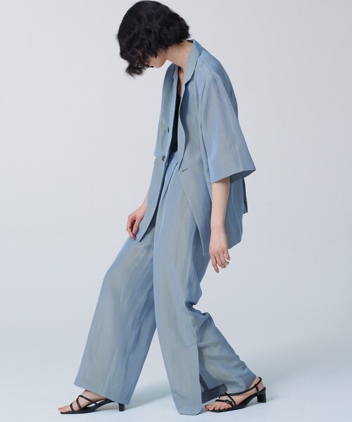 GALLEST（ギャレスト）の「【BAILA6月号掲載】シャンブレー半袖ダブルジャケット（テーラードジャケット・レディース・チャコール/ブルー系8・40/38/36）」の4枚目の写真