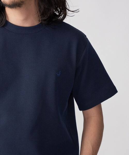 SHIPS(シップス)の「【WEB限定】SHIPS:〈手洗い可能/抗菌/防臭〉ワンポイント ロゴ バーズアイ Tシャツ(Tシャツ/カットソー・メンズ・ネイビー/ホワイト/ライトグレー/ブラック/ロイヤルブルー/ダークグレー/オフホワイト/ダークブルー/チャコールグレー・SMALL/MEDIUM/LARGE/X-LARGE)」の21枚目の写真