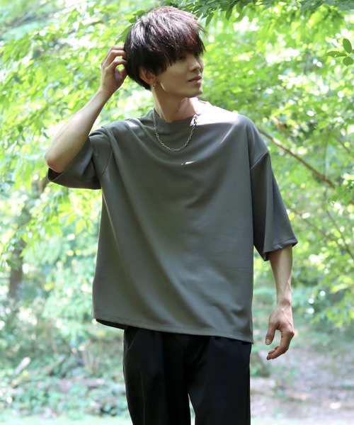 SITRY（シトリー）の「Amundsen loose silhouette basic T-shirt/梨地織り ルーズシルエット ベーシック Ｔシャツ（Tシャツ/カットソー・メンズ・チャコールグレー/ブラック/ベージュ/ホワイト/グリーン/ライトグレー・M/L/LL）」の20枚目の写真
