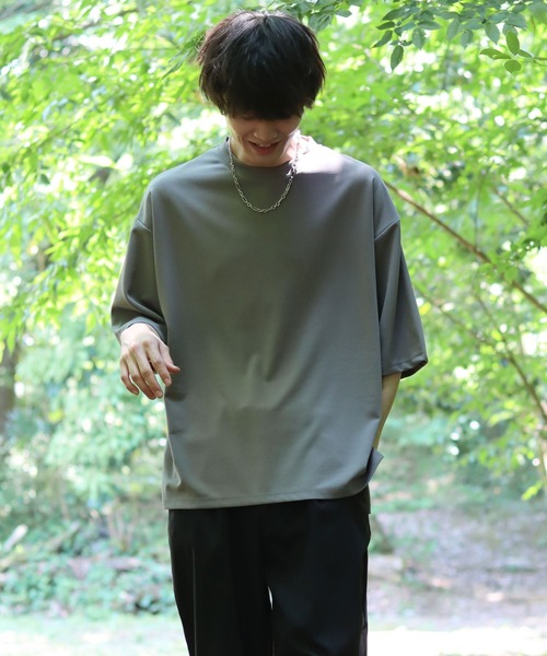 SITRY（シトリー）の「Amundsen loose silhouette basic T-shirt/梨地織り ルーズシルエット ベーシック Ｔシャツ（Tシャツ/カットソー・メンズ・チャコールグレー/ブラック/ベージュ/ホワイト/グリーン/ライトグレー・M/L/LL）」の19枚目の写真