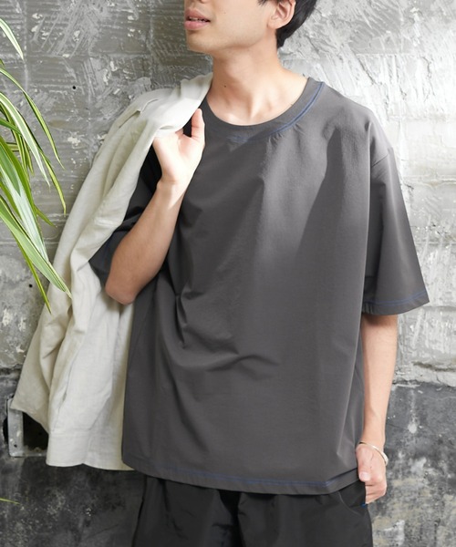 CIAOPANIC TYPY（チャオパニックティピー）の「配色ステッチTee型ラッシュガード（水着・メンズ・チャコールグレー/ブルー/カーキ・LARGE/X-LARGE）」の6枚目の写真