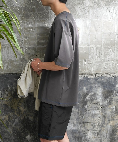 CIAOPANIC TYPY（チャオパニックティピー）の「配色ステッチTee型ラッシュガード（水着・メンズ・チャコールグレー/ブルー/カーキ・LARGE/X-LARGE）」の11枚目の写真