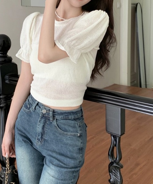LYEON(リヨン)の「パフスリーブシアーニット(ニット/セーター・レディース・ブルー/ホワイト・FREE)」の3枚目の写真