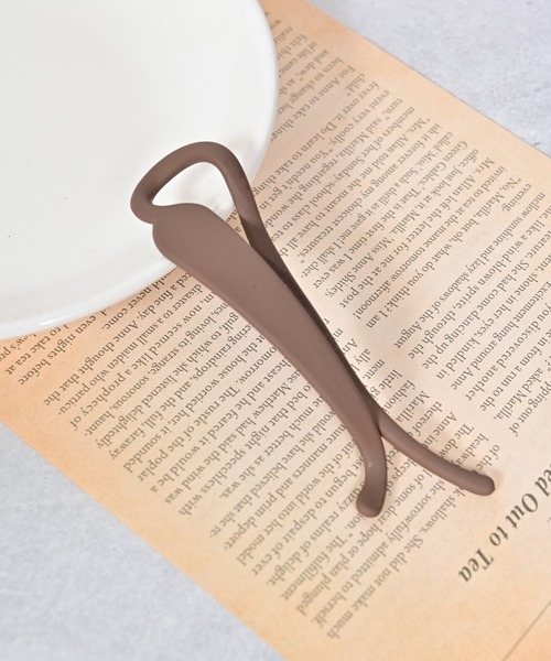 Alite cloth（アリーテクロス）の「クロスバナナクリップ（バレッタ/ヘアクリップ・レディース・ブラウン/ネイビー/ブラック/ワイン・F）」の3枚目の写真