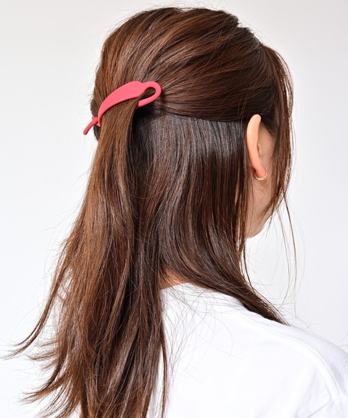 Alite cloth（アリーテクロス）の「クロスバナナクリップ（バレッタ/ヘアクリップ・レディース・ブラウン/ネイビー/ブラック/ワイン・F）」の5枚目の写真