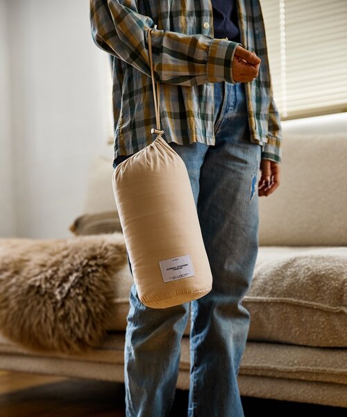 journal standard Furniture （ジャーナルスタンダードファニチャー）の「QUILTING USB BLANKET　洗える USB ブランケット（ブランケット・レディース・アイボリー/チャコールグレー/ブラック・FREE）」の15枚目の写真